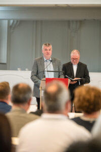 Begrüßung Superintend Christian Weyer und Martin Wendt, Stiftung Ludwigkirche
(Hoffentlich korrekt)