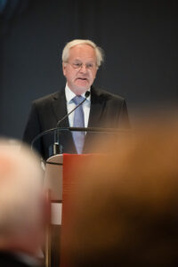 Prof. Dr. iur. utr. Gerhard Robbers